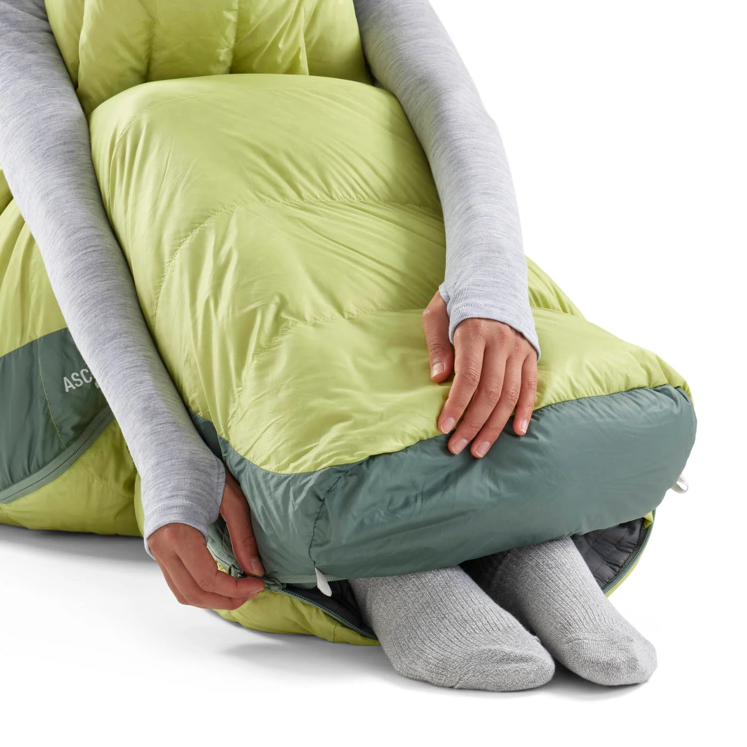 Ascent Women's Down Sleeping Bag - Image 19