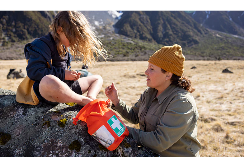 Lightweight Dry Bag First Aid - Image 9